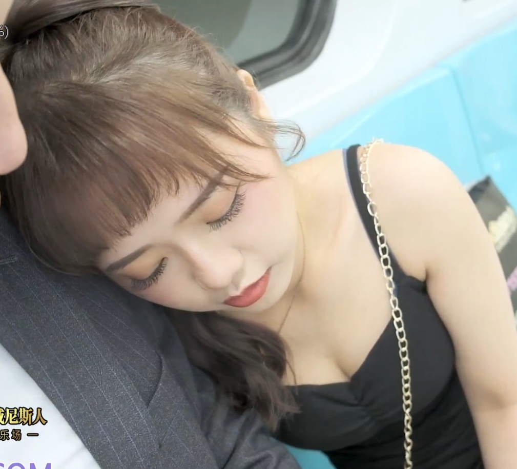 温芮网红私密视频96部51G浴室热舞阳台诱惑珍藏版