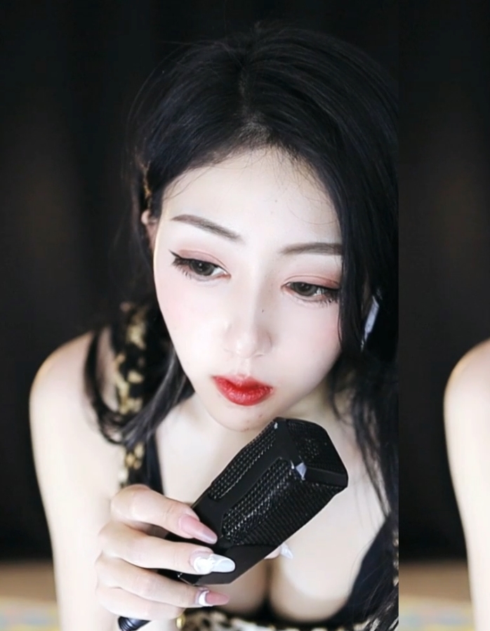 网红表演超值合集毒毒星也小允星私密定制3部1.63G独家展示