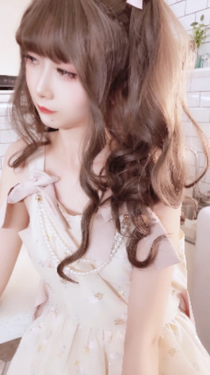 半糖主义作品云盘合集2部2.12G太撩人了