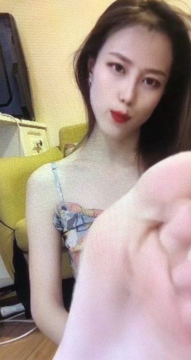 易直播软软丝足珍稀合集93V21500MB小脚控盛宴