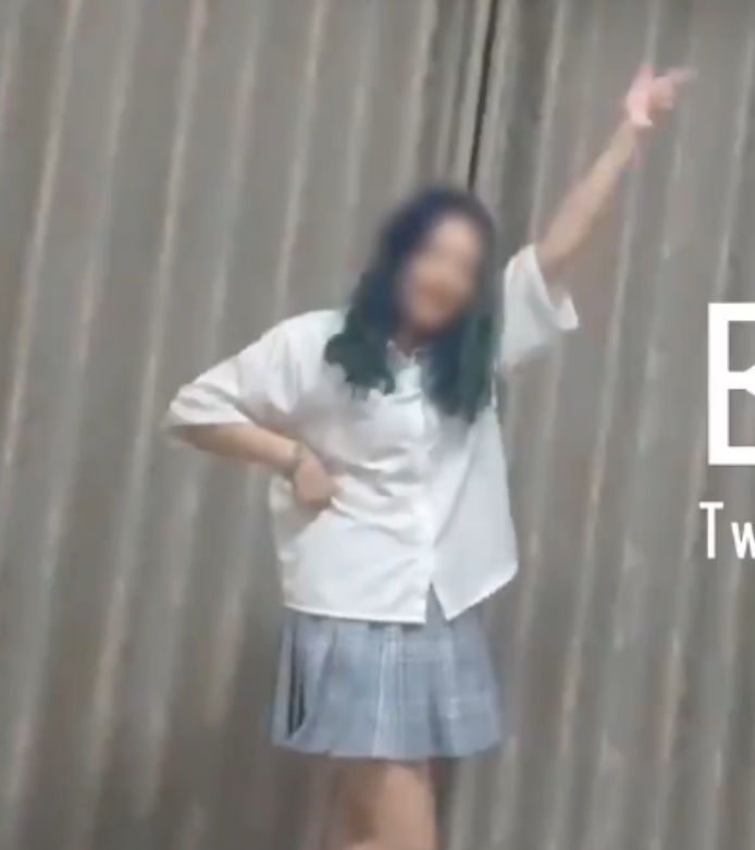 查小理户外勾引路人合集30.4G解压即冲