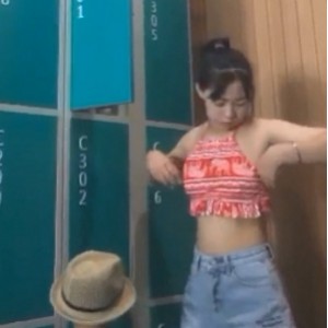 闺蜜宿舍拍摄视频137v37g合集劲爆