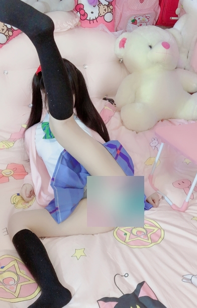 蔡小熊展示斗鱼合集10部7.85G太劲爆