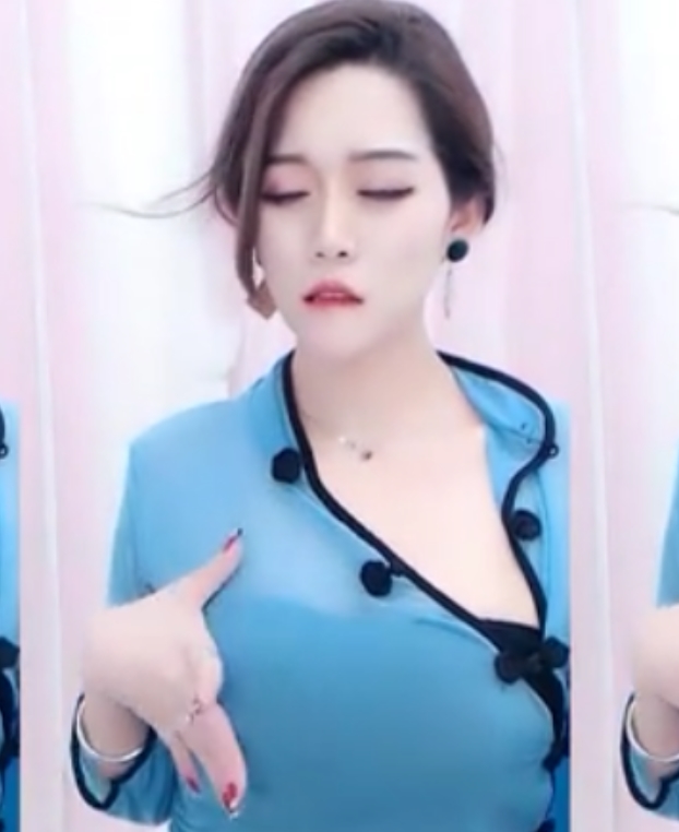 虎牙定制舞姬HD王妃合集38部1.04G太烧了