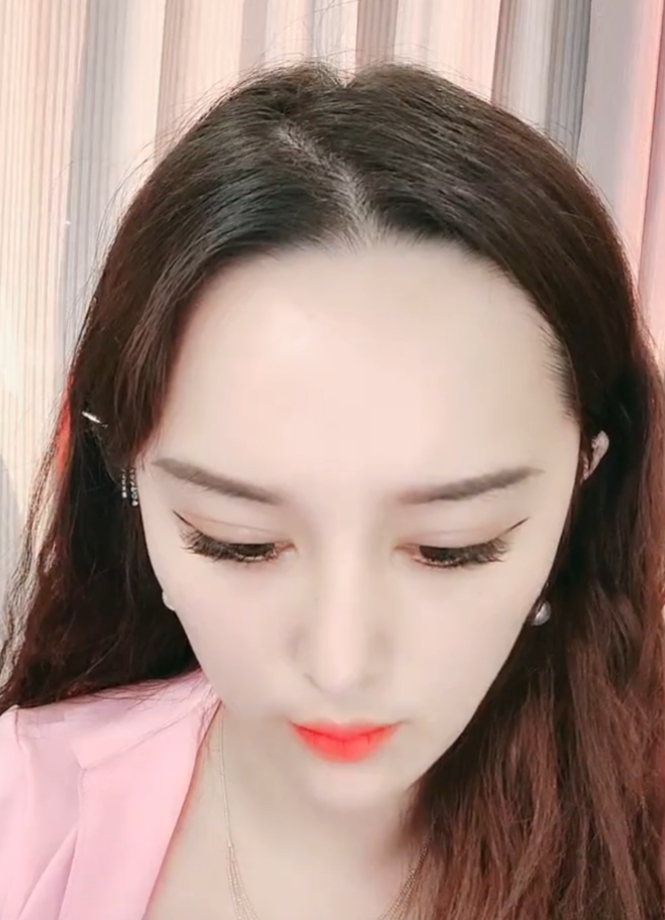 推特笑笑私密视频34部25G优质