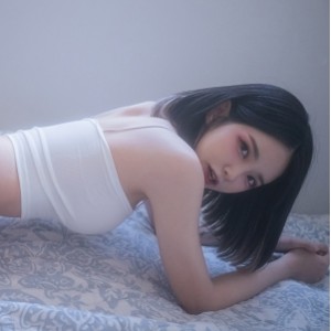 推特yuka绝密展示私密视频多部44G