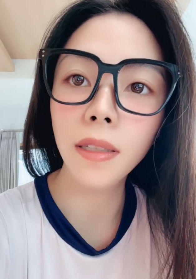 推特御姐美腿珍藏版1V3.18G优质办公室诱惑