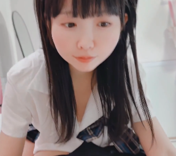 推特yurinslittlepeach蜜桃情事11部4.8G嫩出汁